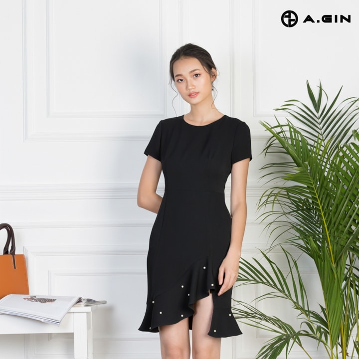 Những mẫu váy liền thân đẹp tuyệt cho quý cô văn phòng  Website của Cao  Minh Mẫn